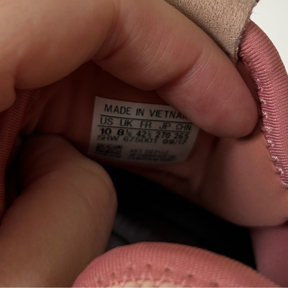 Pharrell Williams x ADIDAS sneakers - Picture 9 of 13